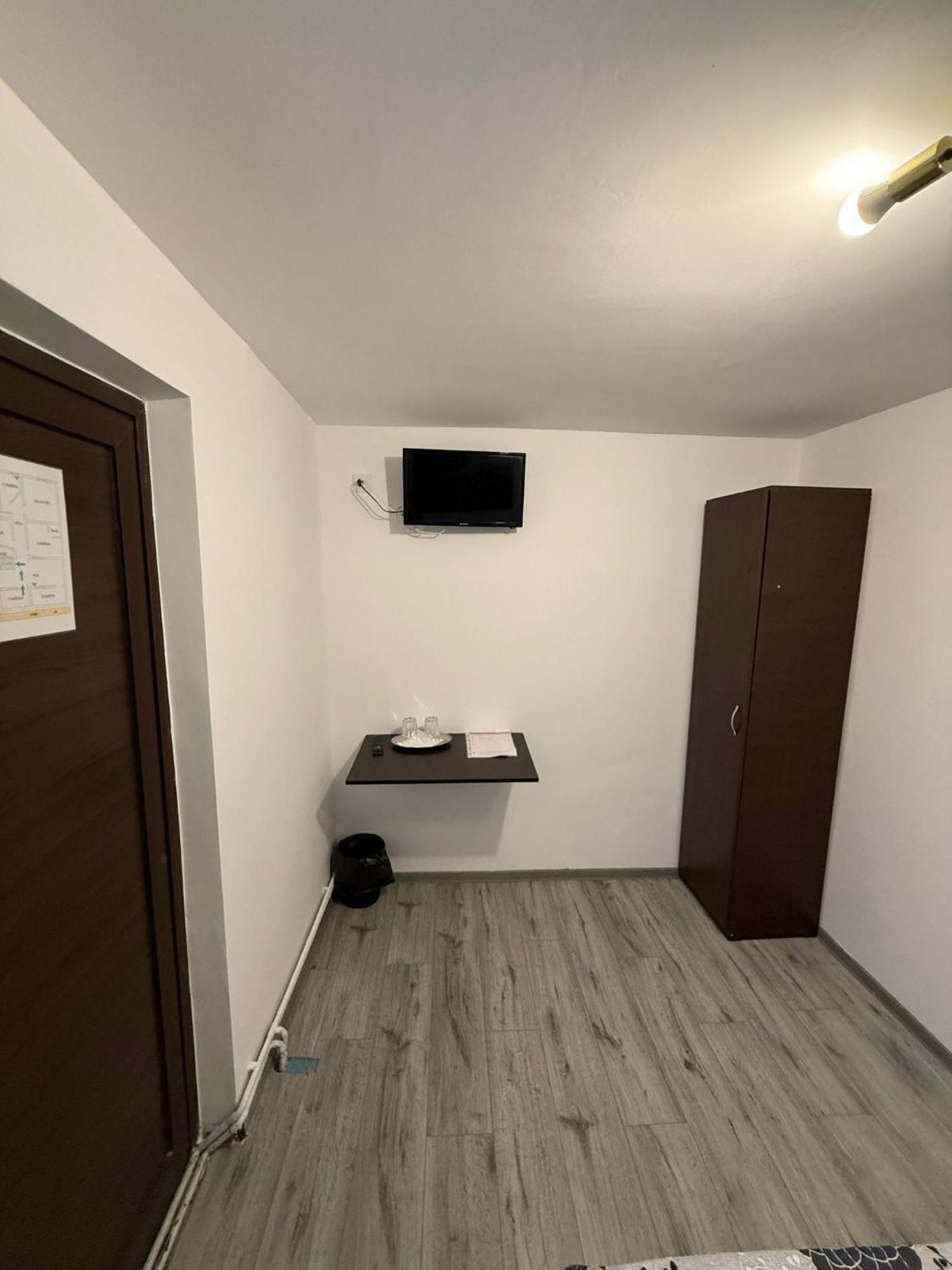 Casa Bucovineana Aparthotel Iasi Exterior photo